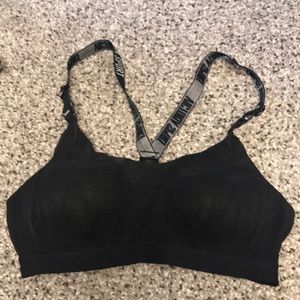 Victoria secret sports bra size 34b